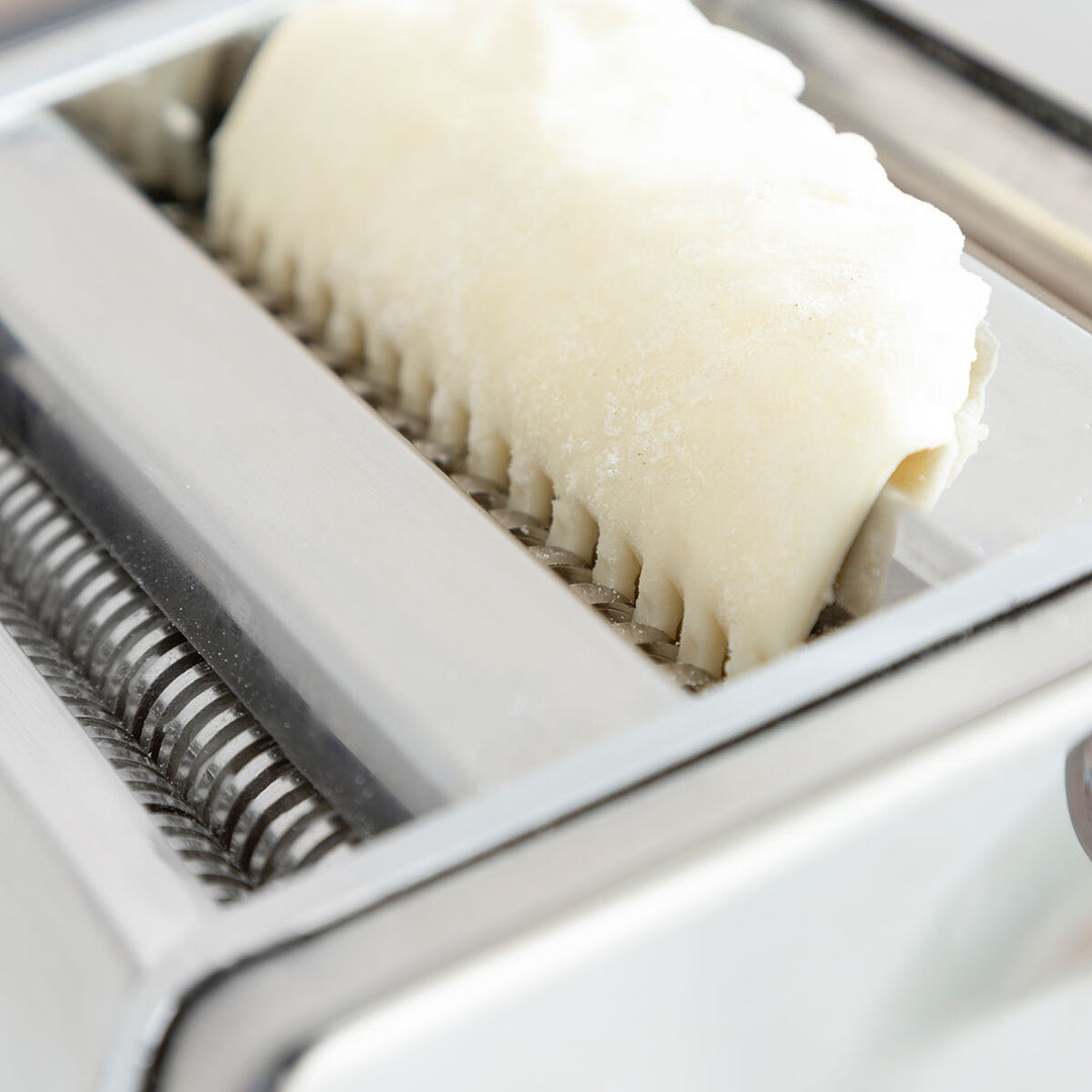 Machine à Pâtes Fraîches InnovaGoods Frashta Avec Livret De Recettes